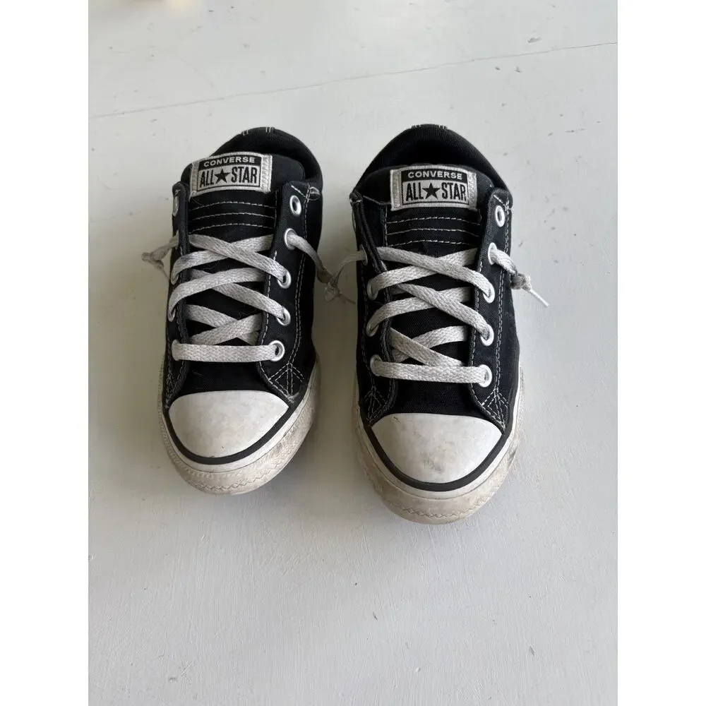 Converse Chuck Taylor All Star Sneaker Youth Size 2 Black White A01696F